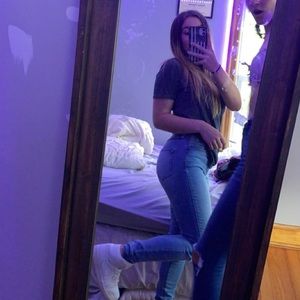 Meet your Posher, Meghan